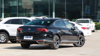 VW Magotan Premium 330TSI DSG